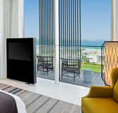 Emiraty - The Oberoi Beach Al Zorah - Kohinoor_Suite_with_Balcony_Bedroom